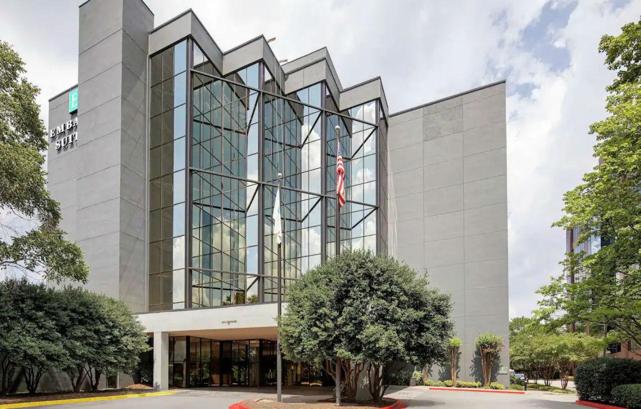 Embassy Suites By Hilton Atlanta Perimeter Center Extérieur photo
